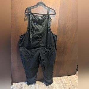 Lucy & Yak overalls